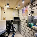 Szálloda Peaky Riders Self Check-in 2*