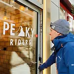 Отель Peaky Riders Self Check-in 2*