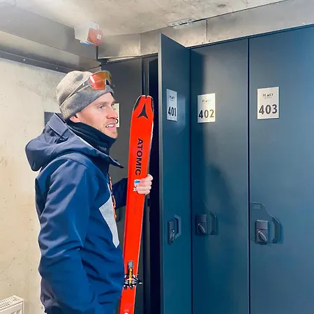 ホテル Peaky Riders Self Check-in