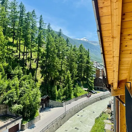 Peaky Riders Self Check-in Otel Zermatt