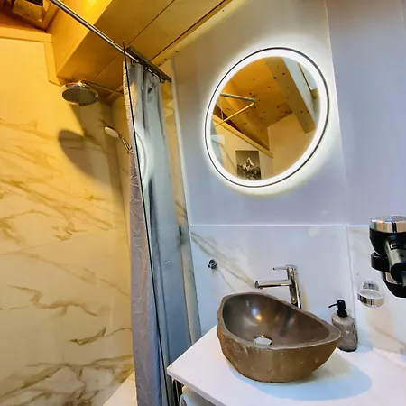 Peaky Riders Self Check-in ホテル