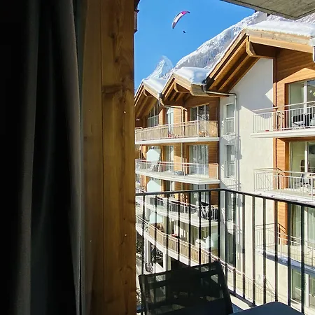 Peaky Riders Self Check-in Hotell Zermatt