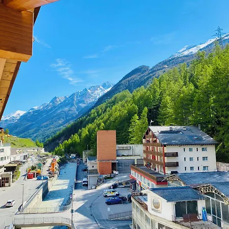 酒店 Peaky Riders Self Check-in 采尔马特