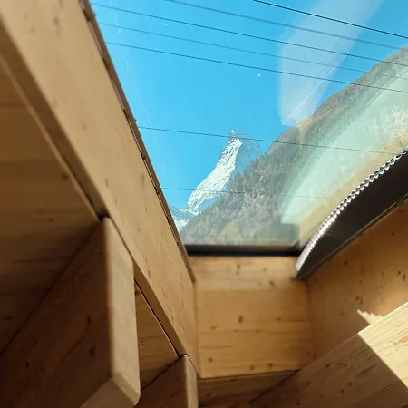Peaky Riders Self Check-in Zermatt