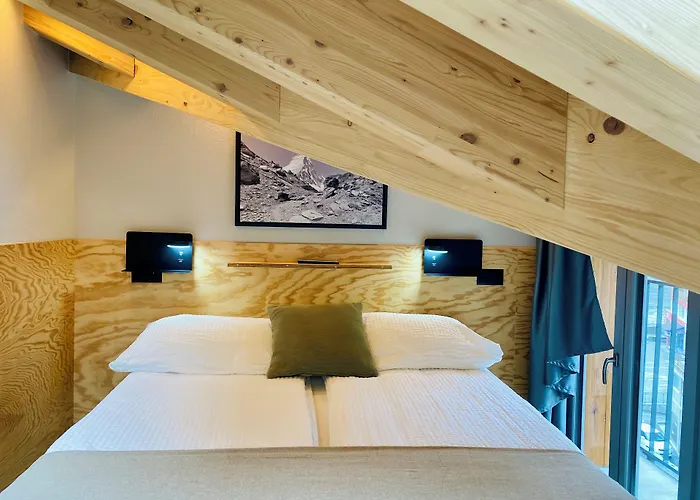 Hotel Peaky Riders Self Check-in 2*