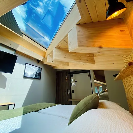 Peaky Riders Self Check-in 2*